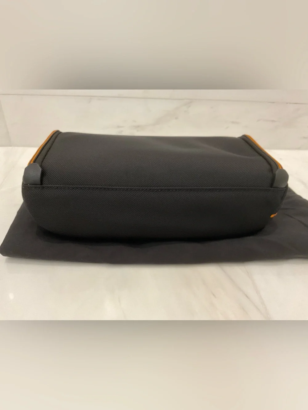 NWOT Tumi McLaren REMEX 10.0” x 5.25” Accessory Kit Bag - BLACK & PAPAYA ORANGE